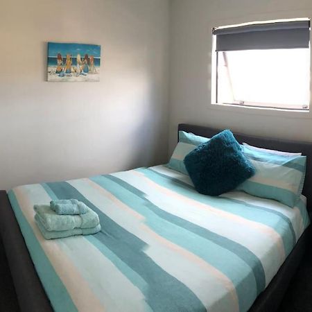 Whitianga Kiwi Bach Villa ภายนอก รูปภาพ